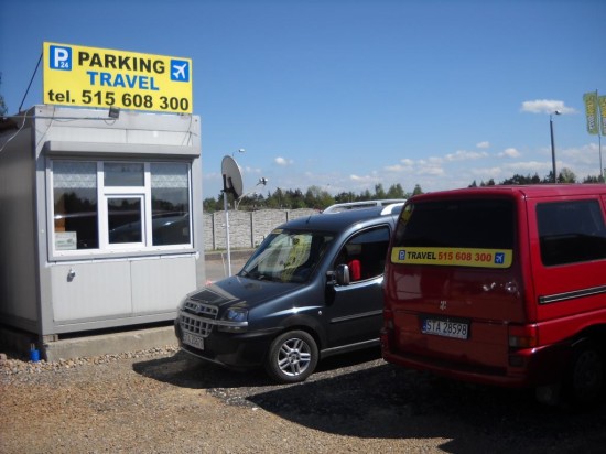 parking pyrzowice 44